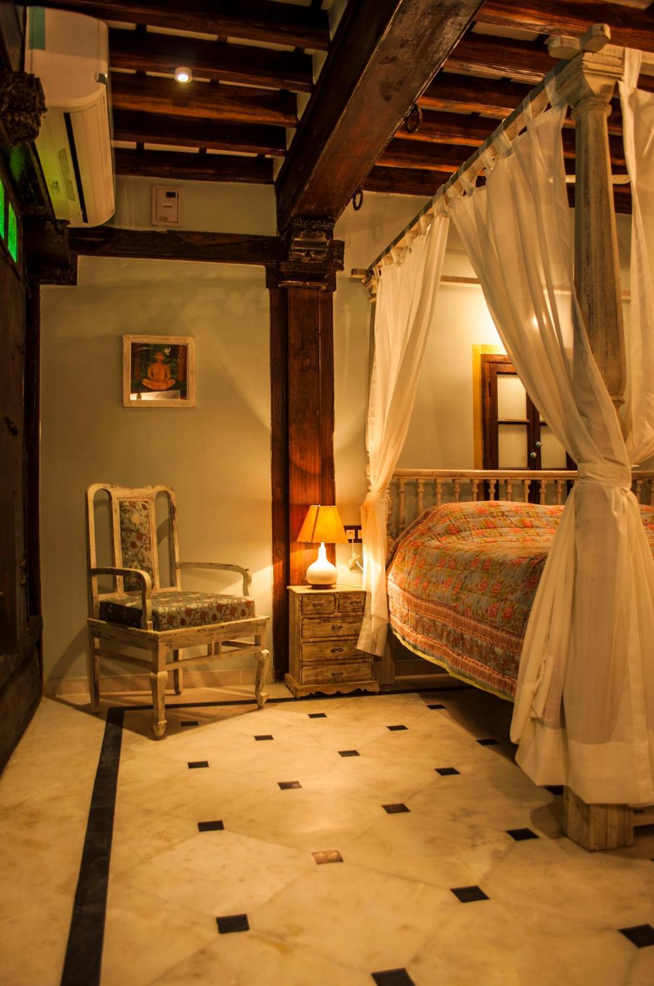 Hotel Dodhia Haveli Ahmedabad Esterno foto