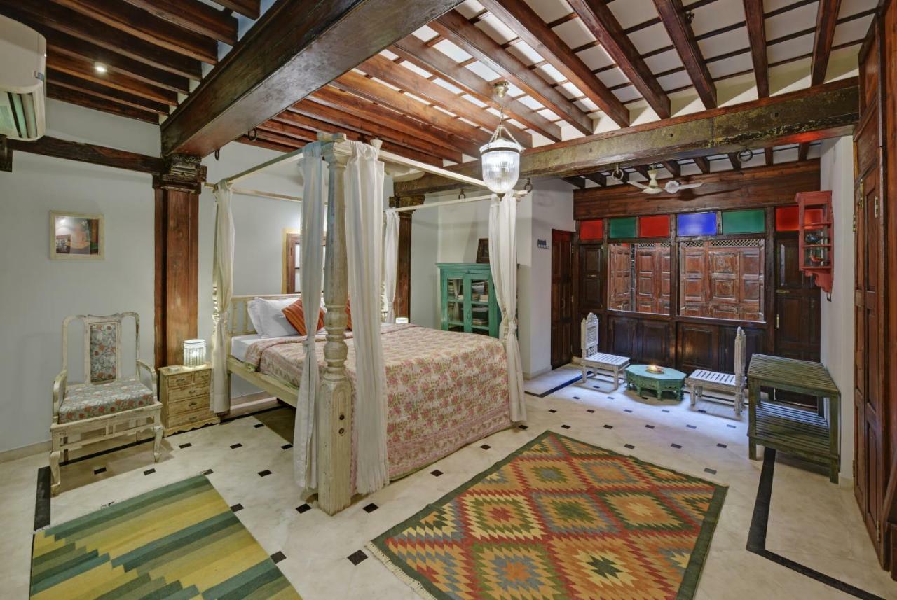 Hotel Dodhia Haveli Ahmedabad Esterno foto